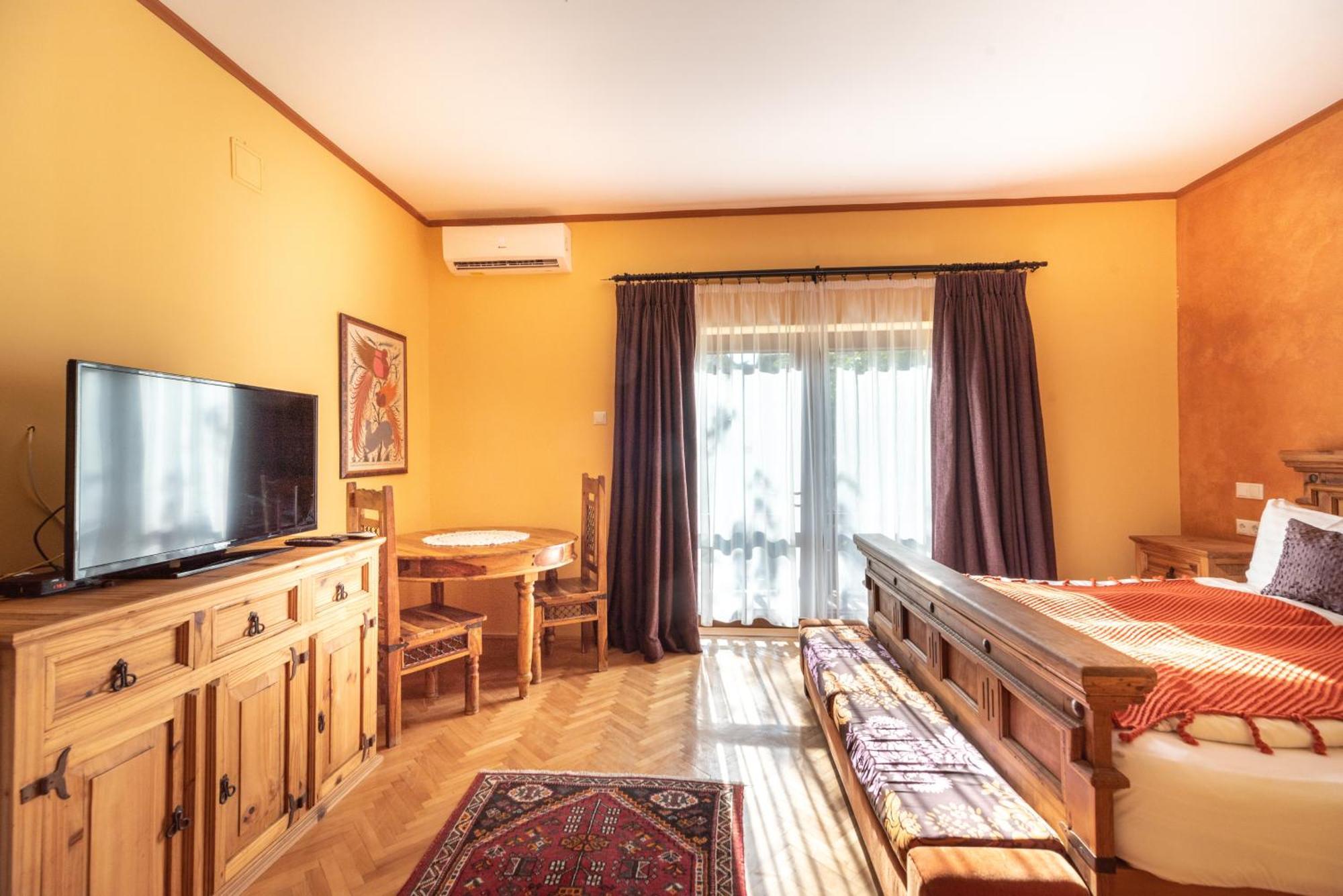 Corona Villa Hévíz Rom bilde